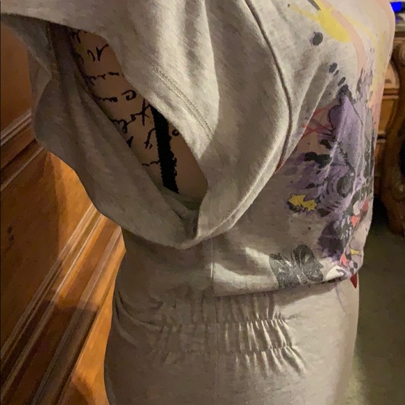 Wet Seal Vintage Graphic Top😘😘 - Picture 2 of 7